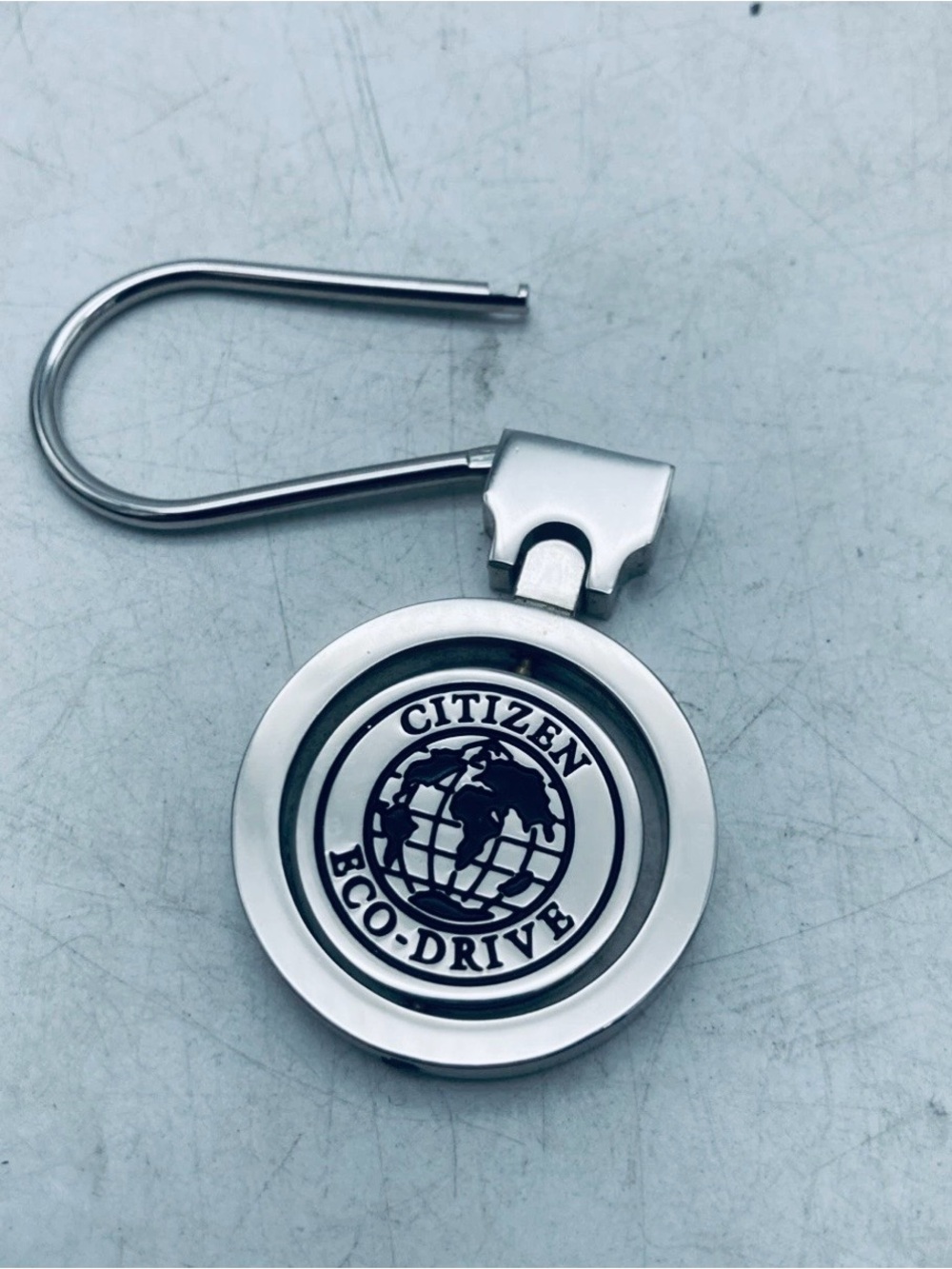 Ultra RARE Vintage Citizen
Watch Dealer Promo Two Tone
Spinner Keychain 1.5v - Picture 5 of 8